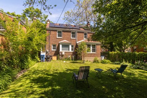 Tiny photo for 2701 W Fitch Avenue, Chicago, IL 60645 (MLS # 12652613)