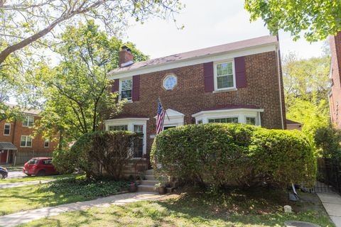 Tiny photo for 2701 W Fitch Avenue, Chicago, IL 60645 (MLS # 12652613)