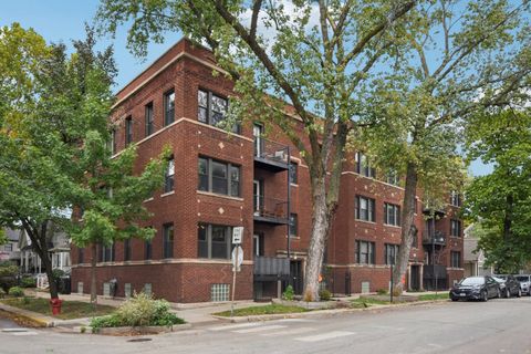 1714 W Grace Street 2W Chicago IL 60613