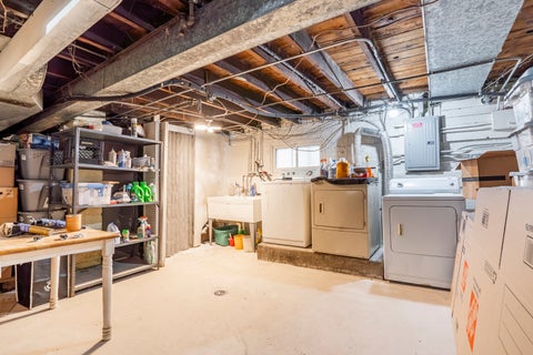 Tiny photo for 1533 N Menard Avenue, Chicago, IL 60651 (MLS # 12727972)