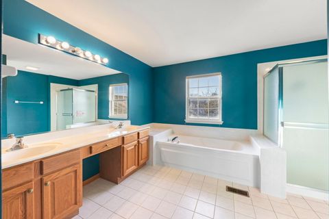 Tiny photo for 2532 Sagamore Circle, Aurora, IL 60503 (MLS # 12478729)