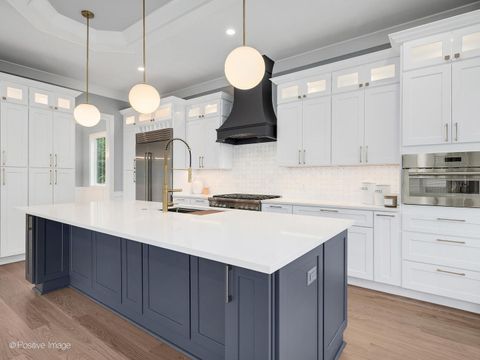 Tiny photo for 5515 Alabama Avenue, Clarendon Hills, IL 60514 (MLS # 12502809)