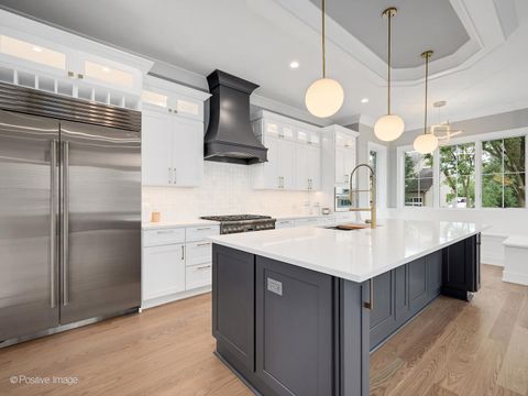 Tiny photo for 5515 Alabama Avenue, Clarendon Hills, IL 60514 (MLS # 12502809)