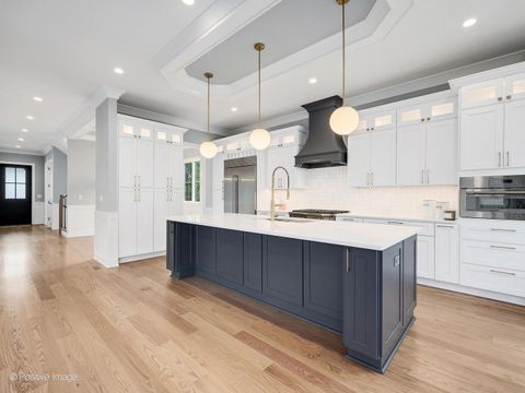 Tiny photo for 5515 Alabama Avenue, Clarendon Hills, IL 60514 (MLS # 12502809)