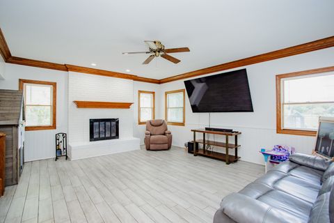 Tiny photo for 2705 School Drive, Rolling Meadows, IL 60008 (MLS # 12649868)