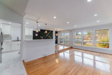 Tiny photo for 9437 S Indiana Avenue, Chicago, IL 60619 (MLS # 12486899)