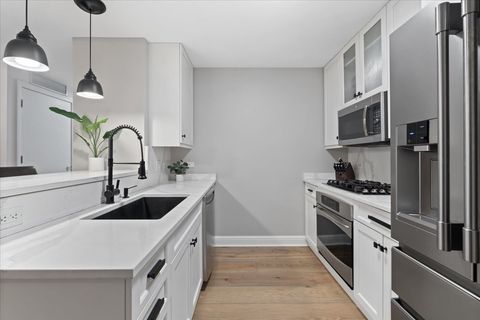 Tiny photo for 600 N LAKE SHORE Drive #1010, Chicago, IL 60611 (MLS # 12561810)