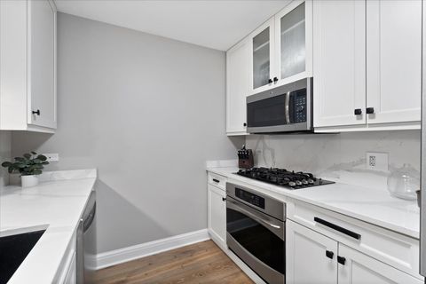 Tiny photo for 600 N LAKE SHORE Drive #1010, Chicago, IL 60611 (MLS # 12561810)