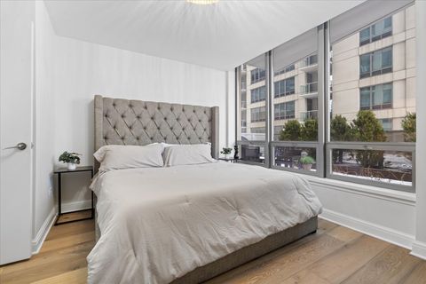 Tiny photo for 600 N LAKE SHORE Drive #1010, Chicago, IL 60611 (MLS # 12561810)