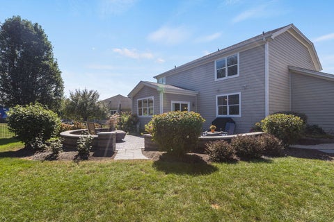 Tiny photo for 422 W Amberside Drive, Elgin, IL 60124 (MLS # 12753016)