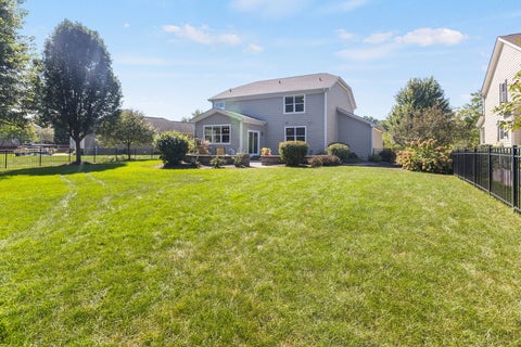 Tiny photo for 422 W Amberside Drive, Elgin, IL 60124 (MLS # 12753016)