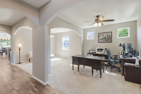 Tiny photo for 422 W Amberside Drive, Elgin, IL 60124 (MLS # 12753016)