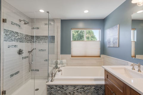 Tiny photo for 422 W Amberside Drive, Elgin, IL 60124 (MLS # 12753016)