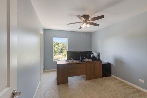 Tiny photo for 422 W Amberside Drive, Elgin, IL 60124 (MLS # 12753016)
