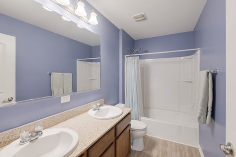 Tiny photo for 422 W Amberside Drive, Elgin, IL 60124 (MLS # 12753016)