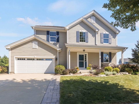 Photo of 422 W Amberside Drive, Elgin, IL 60124 (MLS # 12753016)