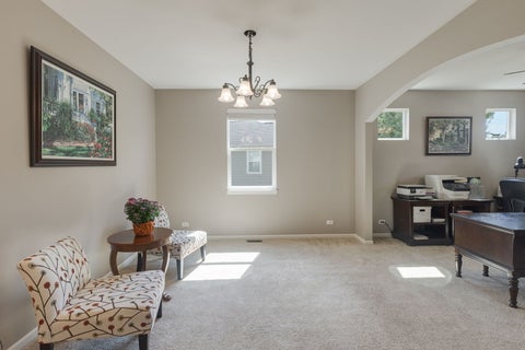 Tiny photo for 422 W Amberside Drive, Elgin, IL 60124 (MLS # 12753016)