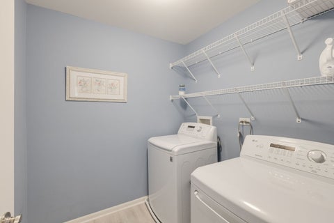 Tiny photo for 422 W Amberside Drive, Elgin, IL 60124 (MLS # 12753016)