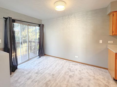 Tiny photo for 1236 Sandhurst Lane #1236, South Elgin, IL 60177 (MLS # 12489862)