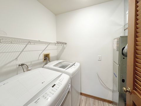 Tiny photo for 1236 Sandhurst Lane #1236, South Elgin, IL 60177 (MLS # 12489862)