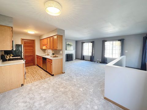 Tiny photo for 1236 Sandhurst Lane #1236, South Elgin, IL 60177 (MLS # 12489862)