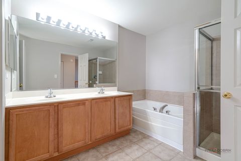 Tiny photo for 1129 N Claremont Drive #1129, Palatine, IL 60074 (MLS # 12590472)