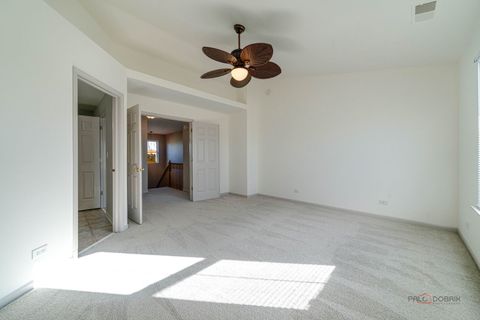 Tiny photo for 1129 N Claremont Drive #1129, Palatine, IL 60074 (MLS # 12590472)