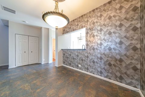 Tiny photo for 1129 N Claremont Drive #1129, Palatine, IL 60074 (MLS # 12590472)