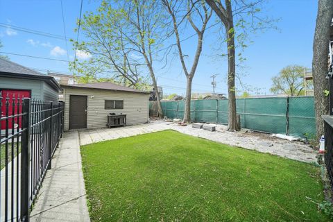 Tiny photo for 4540 S Prairie Avenue, Chicago, IL 60653 (MLS # 12478061)
