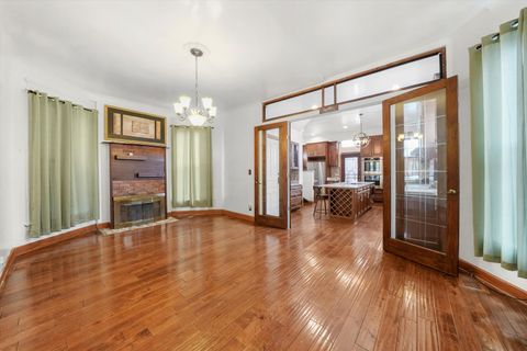 Tiny photo for 4540 S Prairie Avenue, Chicago, IL 60653 (MLS # 12478061)