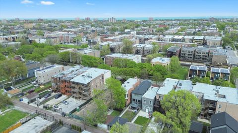 Tiny photo for 4540 S Prairie Avenue, Chicago, IL 60653 (MLS # 12478061)
