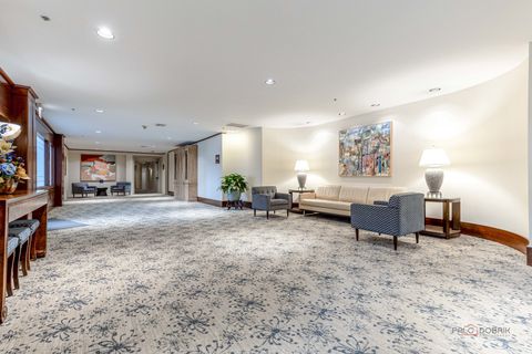 Tiny photo for 4545 W Touhy Avenue #116, Lincolnwood, IL 60712 (MLS # 12594208)