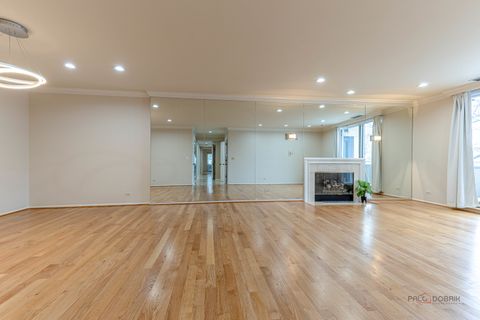 Tiny photo for 4545 W Touhy Avenue #116, Lincolnwood, IL 60712 (MLS # 12594208)