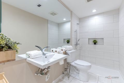 Tiny photo for 4545 W Touhy Avenue #116, Lincolnwood, IL 60712 (MLS # 12594208)