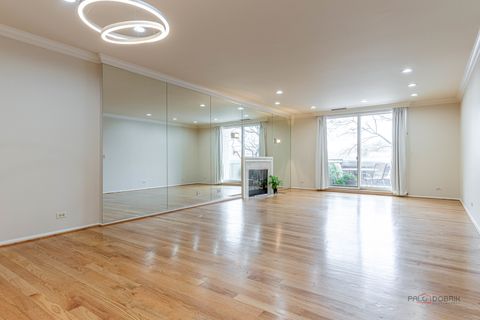 Tiny photo for 4545 W Touhy Avenue #116, Lincolnwood, IL 60712 (MLS # 12594208)