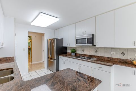 Tiny photo for 4545 W Touhy Avenue #116, Lincolnwood, IL 60712 (MLS # 12594208)