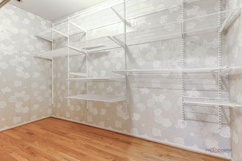 Tiny photo for 4545 W Touhy Avenue #116, Lincolnwood, IL 60712 (MLS # 12594208)