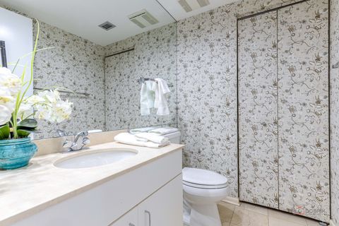 Tiny photo for 4545 W Touhy Avenue #116, Lincolnwood, IL 60712 (MLS # 12594208)