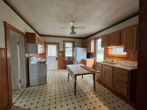 Tiny photo for 119 Center Street, Seatonville, IL 61359 (MLS # 12483247)