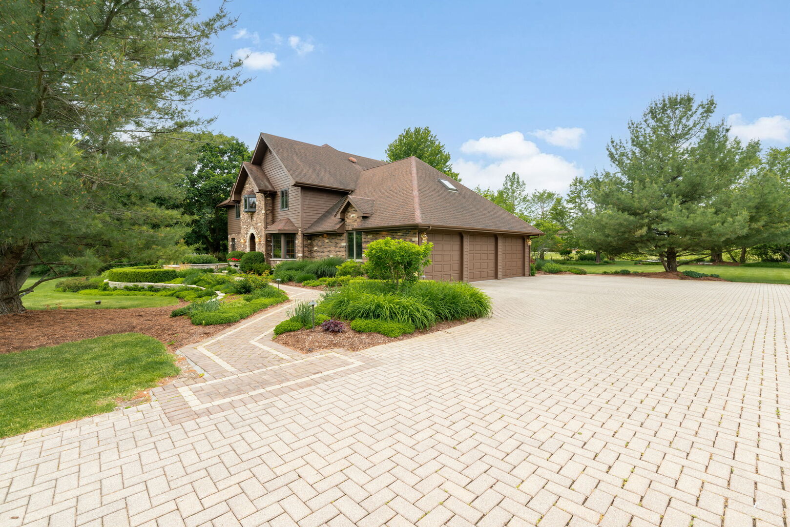 5N868 Prairie Valley Drive