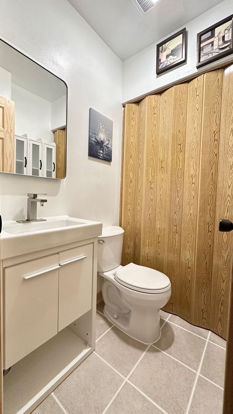 Tiny photo for 880 OLD WILLOW Road #282, Prospect Heights, IL 60070 (MLS # 12558125)