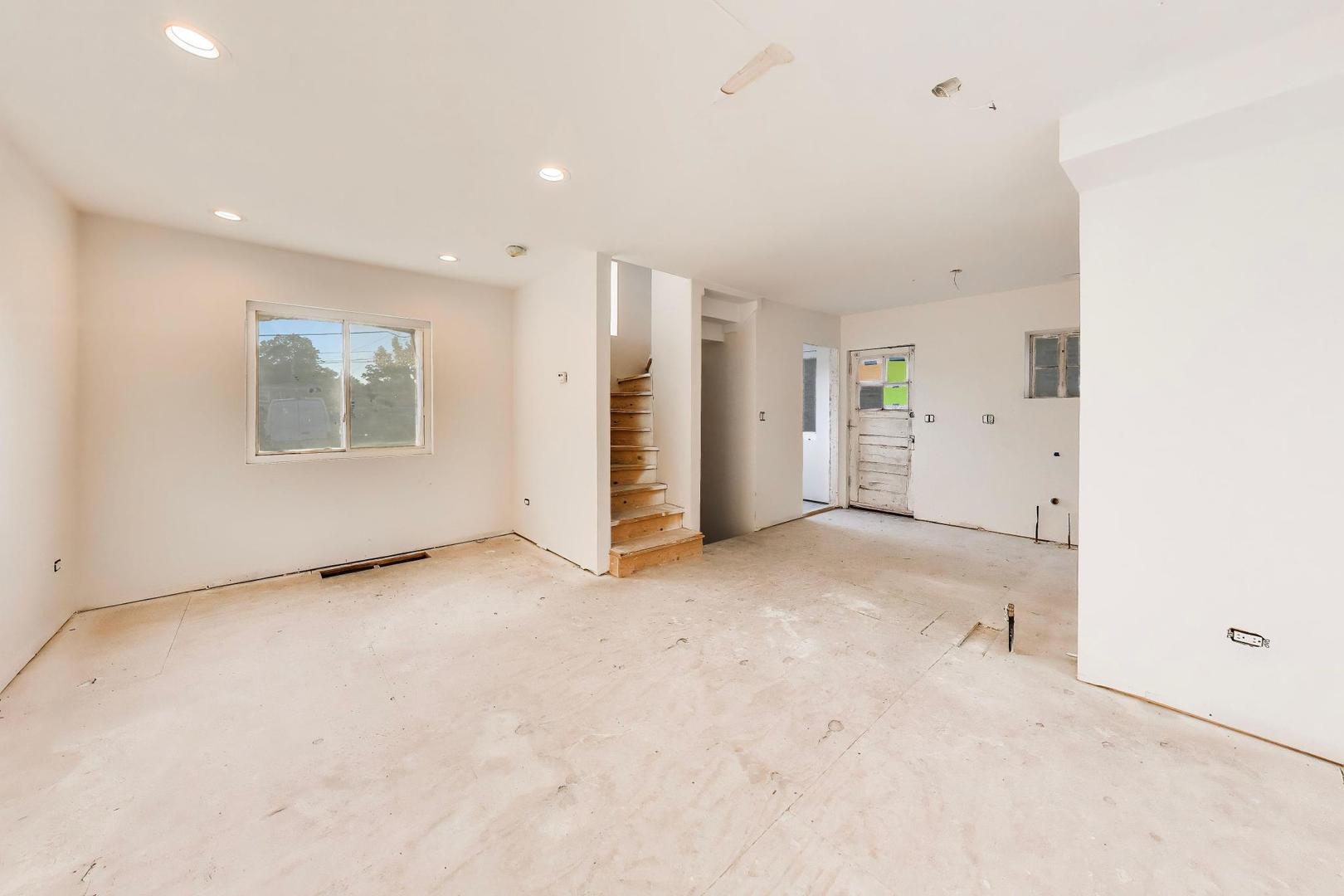 3506 S 52nd Court