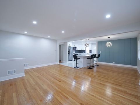 Tiny photo for 8415 Trumbull Avenue, Skokie, IL 60076 (MLS # 12489338)