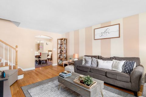 Tiny photo for 3728 Wesley Avenue, Berwyn, IL 60402 (MLS # 12492830)