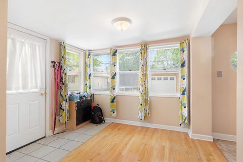 Tiny photo for 3728 Wesley Avenue, Berwyn, IL 60402 (MLS # 12492830)