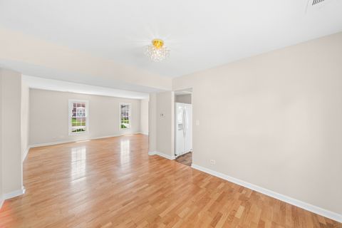 Tiny photo for 465 Ridgefield Drive, Roselle, IL 60172 (MLS # 12676810)
