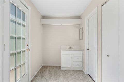 Tiny photo for 465 Ridgefield Drive, Roselle, IL 60172 (MLS # 12676810)