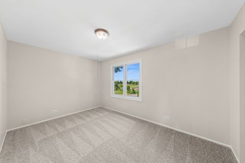 Tiny photo for 465 Ridgefield Drive, Roselle, IL 60172 (MLS # 12676810)