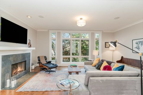 Tiny photo for 635 W Briar Place #3W, Chicago, IL 60657 (MLS # 12478857)