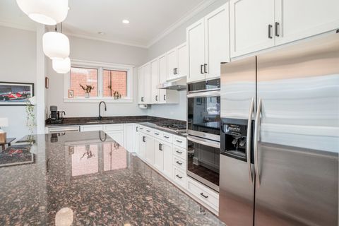 Tiny photo for 635 W Briar Place #3W, Chicago, IL 60657 (MLS # 12478857)